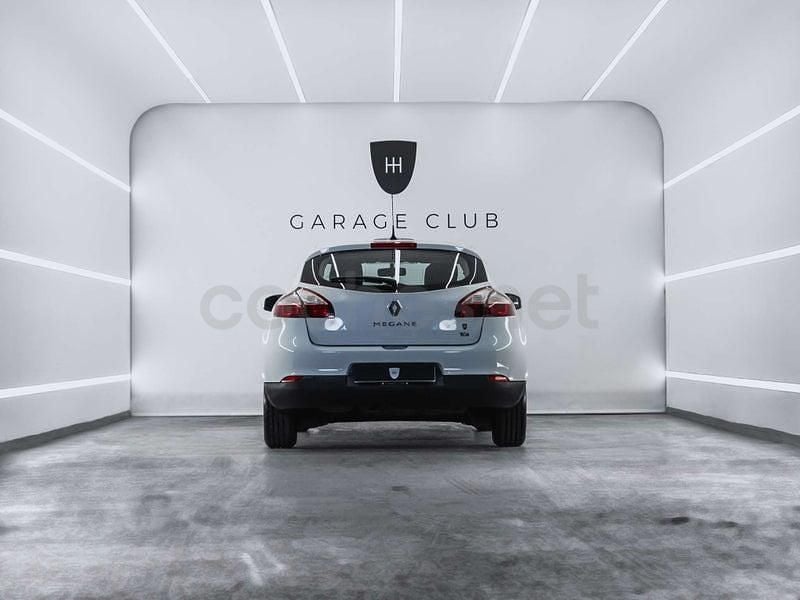 Usado Renault Mégane Intens 115 CV (84 kW) 2015 Blanco Berlina