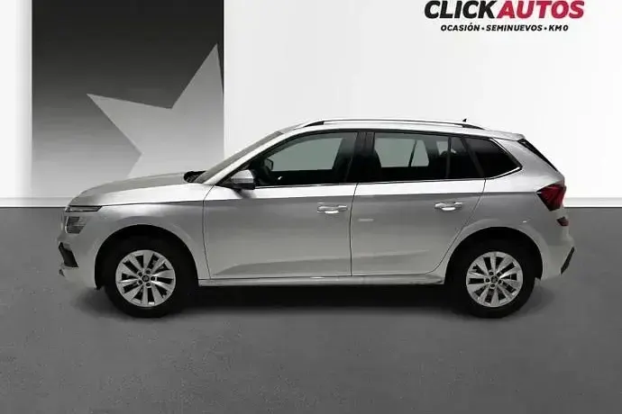 Usado Skoda Kamiq Selection 115 CV (84 kW) 2025 Rojo SUV