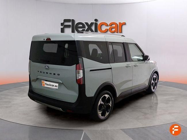 Usado Ford Tourneo Courier Titanium 125 CV (91 kW) 2024 Gris Monovolumen