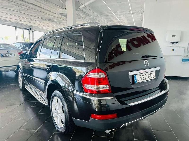 Usado Mercedes GL500 388 CV (285 kW) 2008 Negro SUV