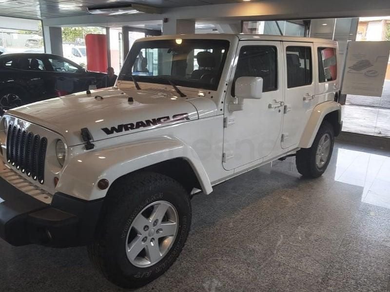 Usado Jeep Wrangler Unlimited Sahara 200 CV (147 kW) 2011 Blanco SUV