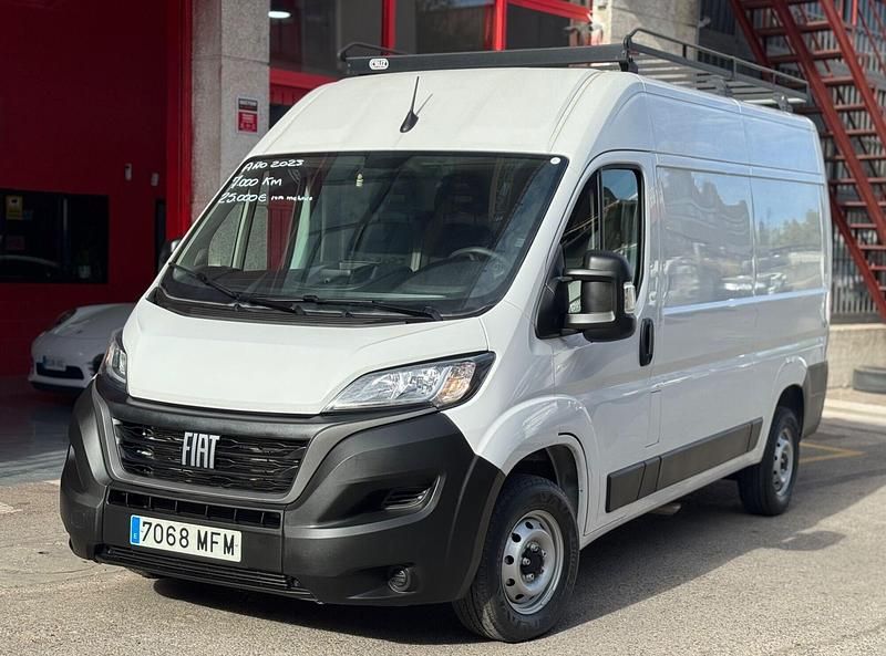 Blanco Usado 2023 Fiat Ducato Van | 20.661 € - Imagen 1/4