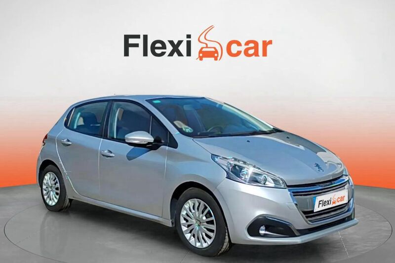 Gris Usado 2019 Peugeot 208 Active Utilitario | 7790 € (Super precio) - Imagen 1/4
