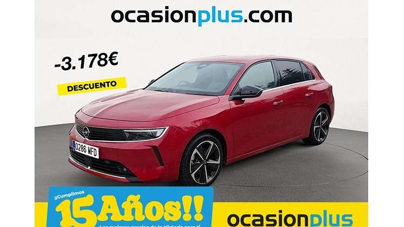 Rojo Usado 2023 Opel Astra Elegance Utilitario | 17.272 € (Super precio) - Imagen 1/4