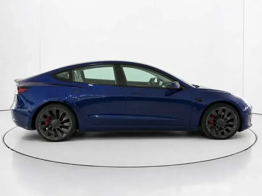 Usado Tesla Model 3 RWD 208 kW (283 CV) 2023 Blanco Berlina