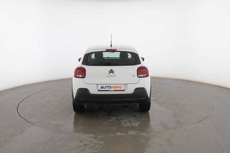 Usado Citroën C3 Feel 102 CV (75 kW) 2019 Blanco Utilitario