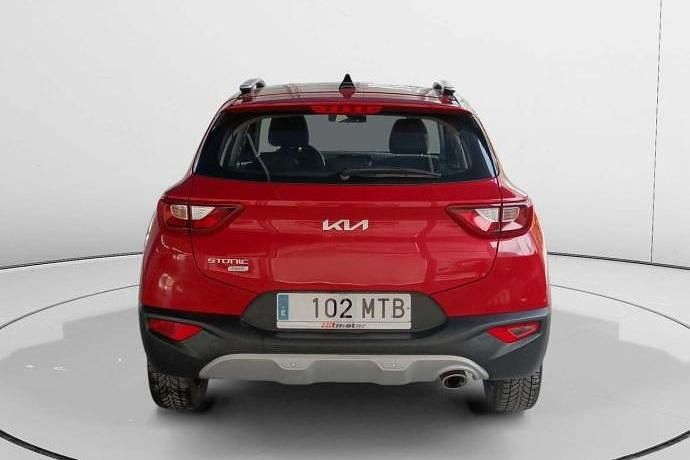 Usado Kia Stonic 100 CV (73 kW) 2024 SUV