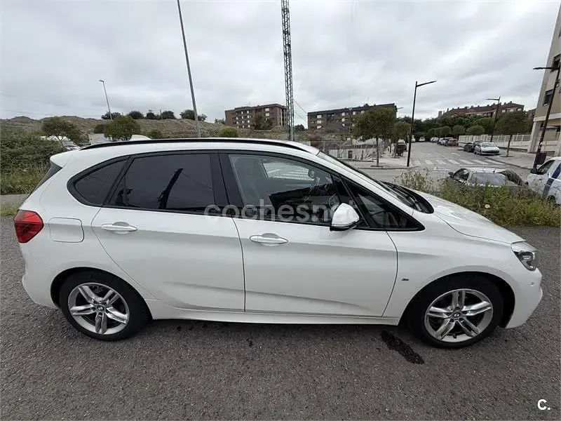Usado BMW 218 150 CV (110 kW) 2016 Blanco Familiar