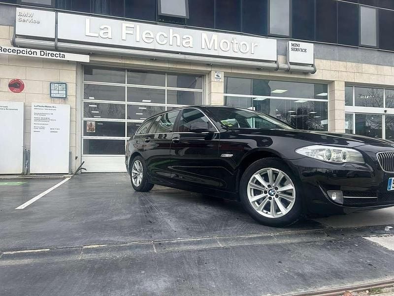 Usado BMW 525 204 CV (150 kW) 2011 Azul Familiar