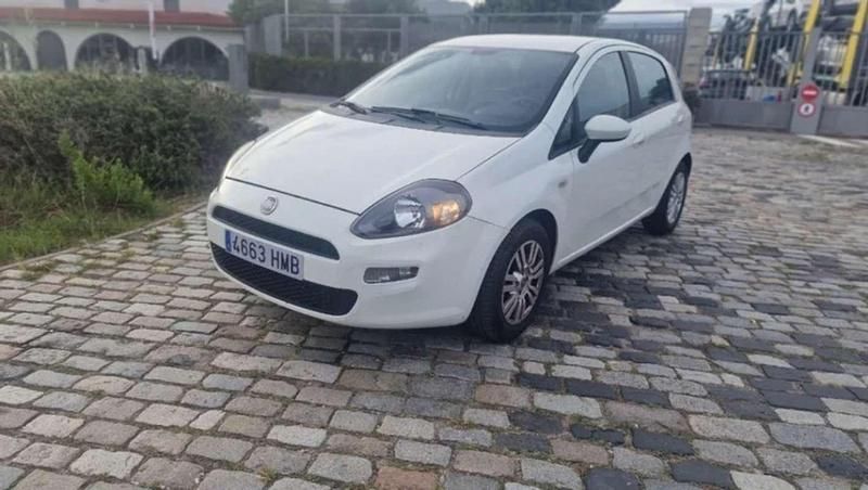 Usado Fiat Punto Lounge 69 CV (50 kW) 2012 Blanco Utilitario
