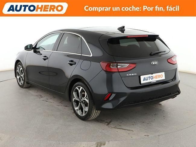 Usado Kia Ceed Launch Edition 140 CV (102 kW) 2018 Negro Utilitario