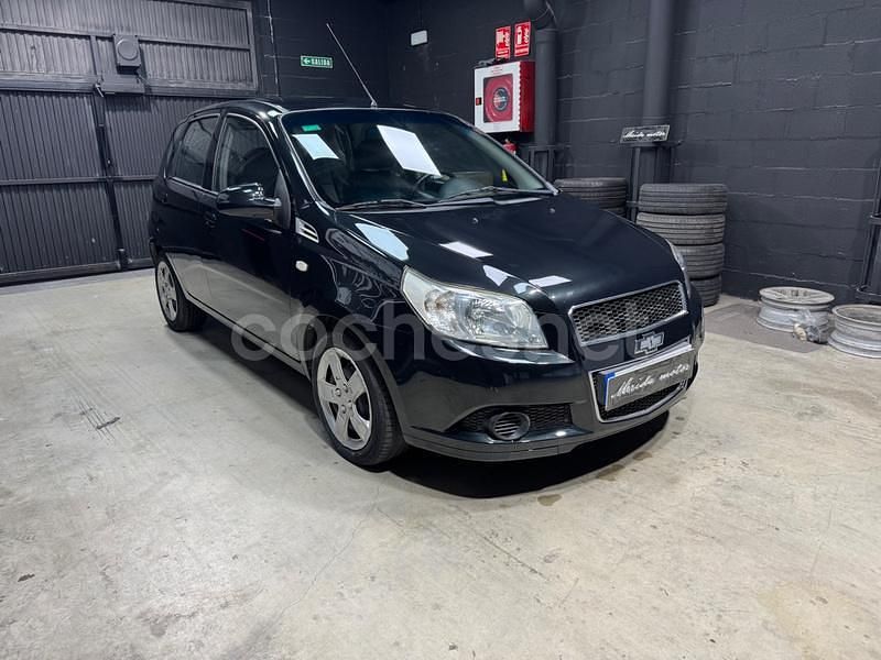 Usado Chevrolet Aveo LS 84 CV (61 kW) 2009 Negro Berlina