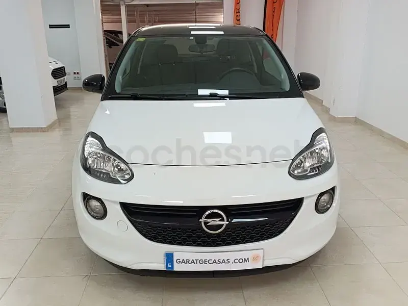 Usado Opel Adam Glam 100 CV (73 kW) 2018 Blanco Utilitario