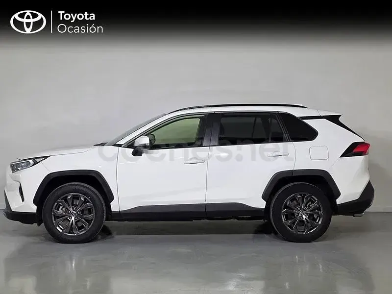 Usado Toyota RAV4 Hybrid Advance 218 CV (160 kW) 2023 Blanco SUV