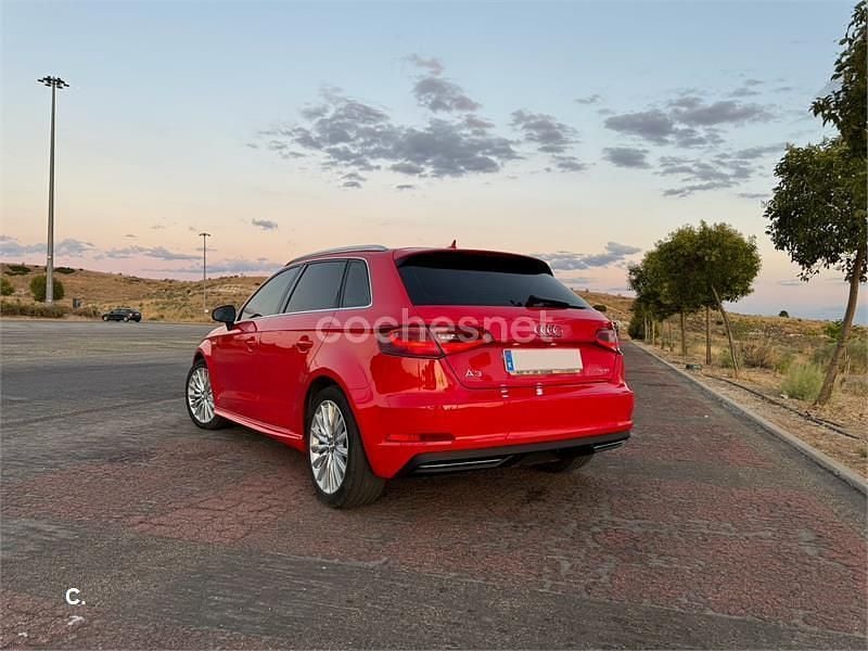 Rojo Usado 2016 Audi A3 Sportback e-tron Ambition Utilitario | 12.000 € (Super precio) - Imagen 1/4