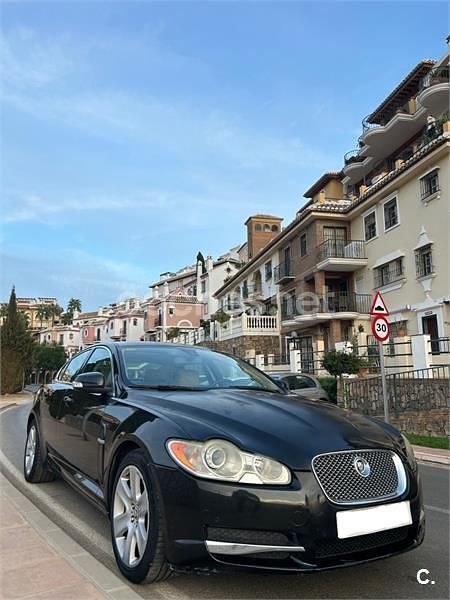Negro Usado 2009 Jaguar XF Premium Luxury Berlina | 7499 € (Buen precio) - Imagen 1/4