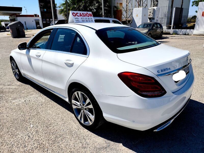 Usado Mercedes C220 194 CV (142 kW) 2019 Blanco Berlina