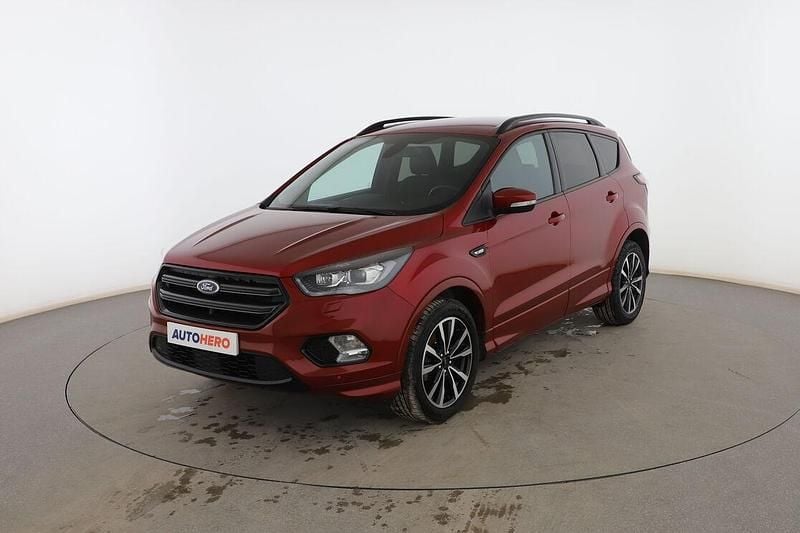 Rojo Usado 2019 Ford Kuga ST-Line SUV | 15.299 € (Buen precio) - Imagen 1/3