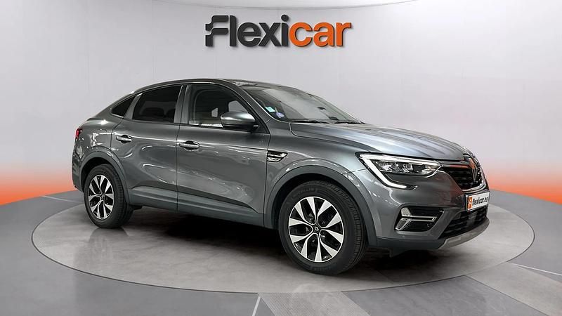 Usado Renault Arkana Evolution 140 CV (102 kW) 2023 Gris SUV