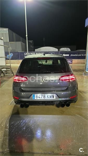 Usado VW Golf VII Advance 125 CV (91 kW) 2018 Gris / plata Berlina