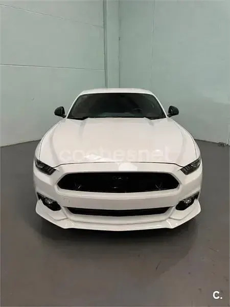 Usado Ford Mustang GT 418 CV (307 kW) 2016 Blanco Coupe