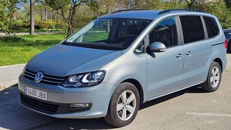 Usado VW Sharan Advance 140 CV (102 kW) 2014 Gris Monovolumen