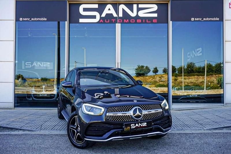 Negro Usado 2021 Mercedes GLC300e Coupe | 42.999 € (Buen precio) - Imagen 1/4