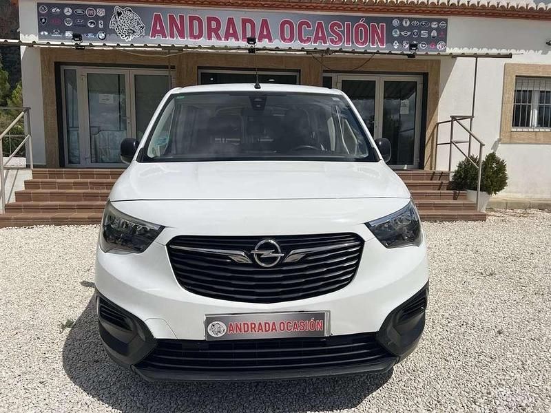 Blanco Usado 2019 Opel Combo Selective Familiar | 15.500 € (Caro) - Imagen 1/4