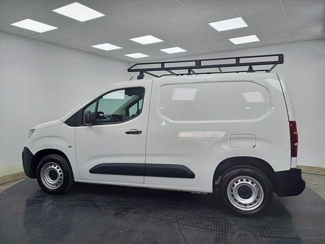 Usado Peugeot Partner S 101 CV (74 kW) 2020 Blanco Monovolumen