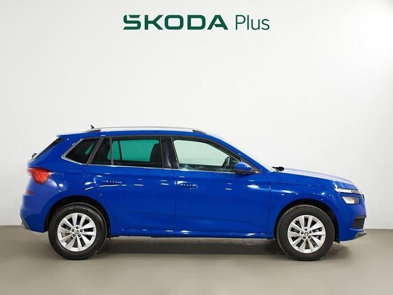 Usado Skoda Kamiq Ambition 95 CV (69 kW) 2022 Azul SUV