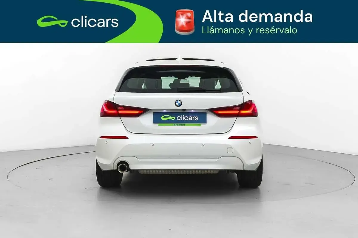 Usado BMW 118 136 CV (100 kW) 2023 Blanco Utilitario