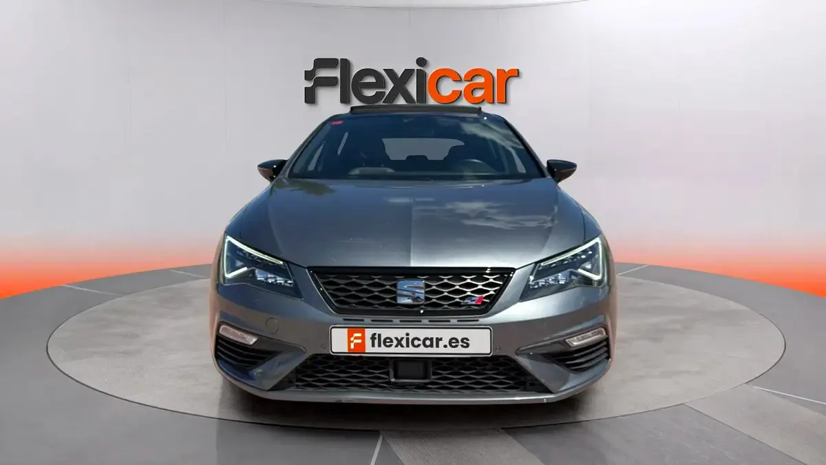Begagnad Seat Leon CUPRA 300 HK (220 kW) 2017 Grå Sedan