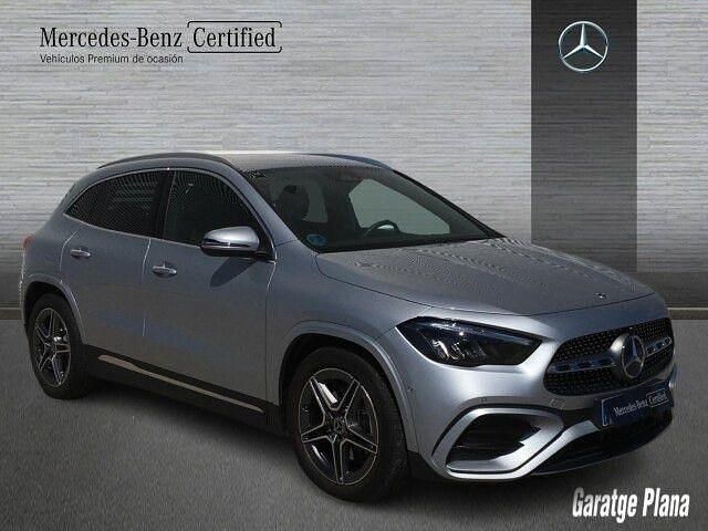 Usado Mercedes GLA200 163 CV (119 kW) 2026 Plata hightech SUV