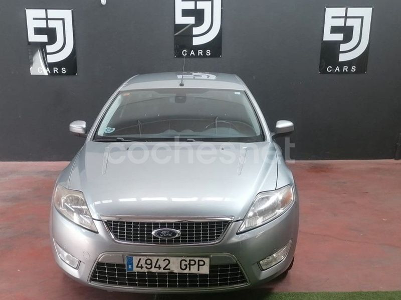 Gris / plata Usado 2009 Ford Mondeo Ghia Berlina | 5390 € (Precio justo) - Imagen 1/4