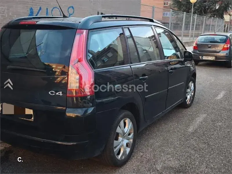Usado Citroën Grand C4 Picasso Business Class 109 CV (80 kW) 2009 Negro Monovolumen