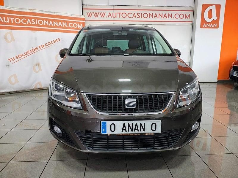 Usado Seat Alhambra Ecomotive 140 CV (102 kW) 2015 Marrón Monovolumen