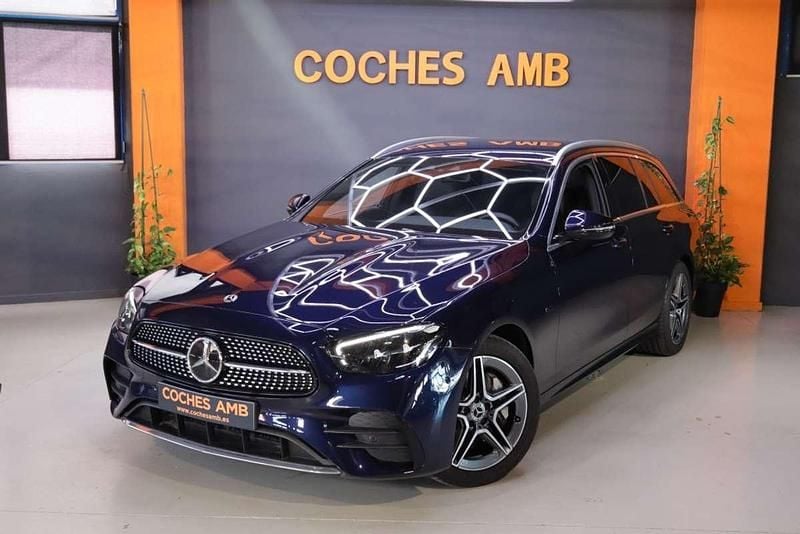 Usado Mercedes E300 306 CV (225 kW) 2020 Azul Familiar