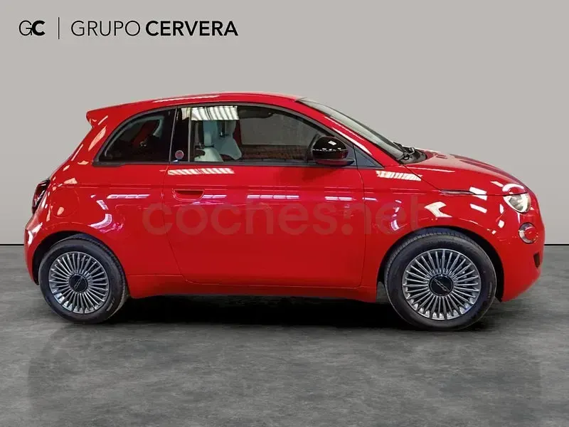 Nuevo Fiat 500 Icon 65 CV (47 kW) 2026 Rojo Berlina