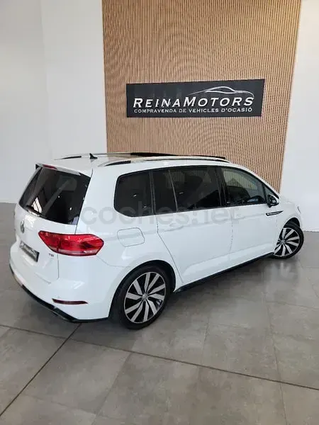 Usado VW Touran Sportline 150 CV (110 kW) 2017 Blanco Monovolumen