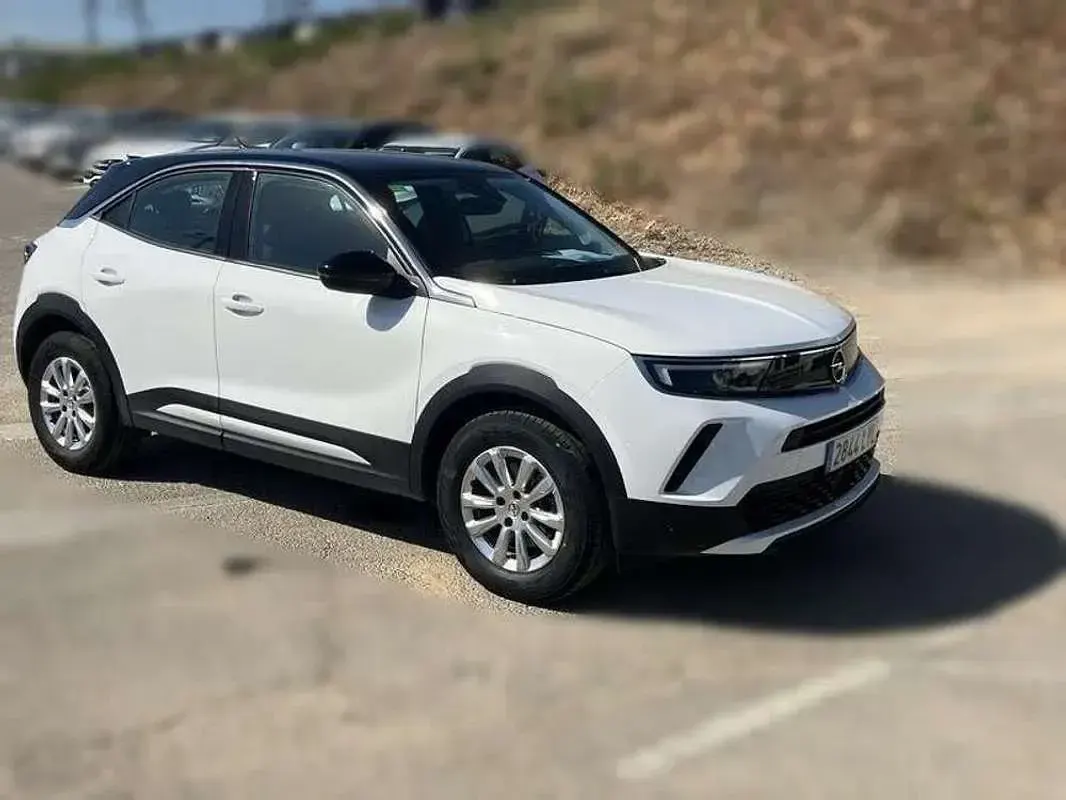 Usado Opel Mokka-e Ultimate 100 kW (136 CV) 2022 Blanco SUV