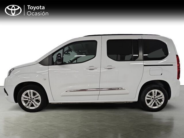 Usado Toyota Proace Verso Active 131 CV (96 kW) 2024 Verde Familiar