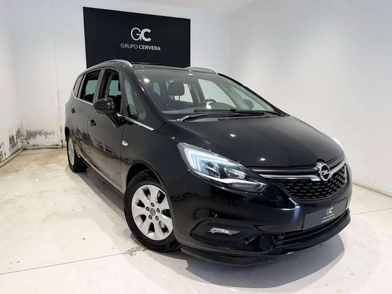 Usado Opel Zafira Selective 140 CV (102 kW) 2017 Negro Monovolumen