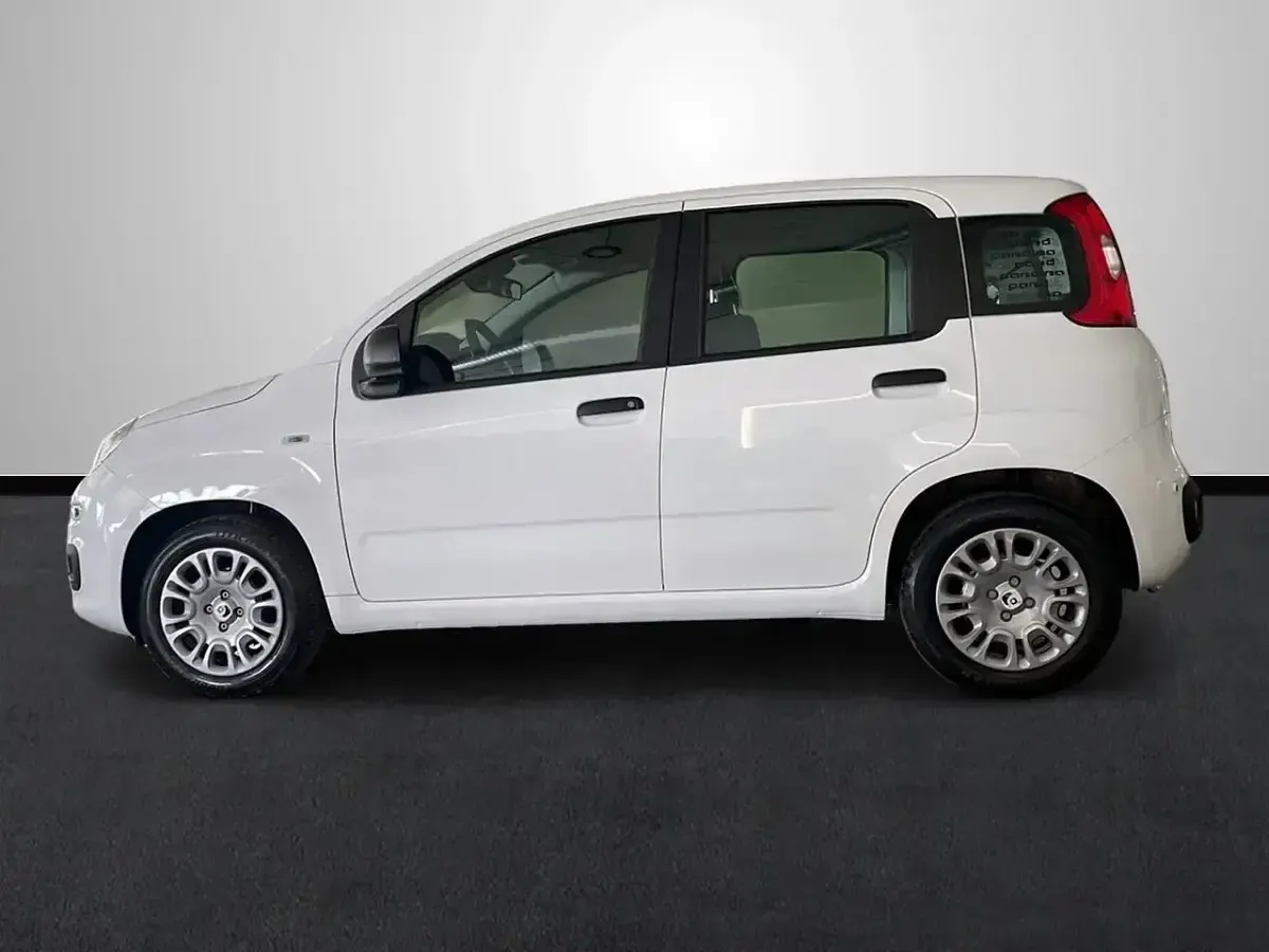 Nuevo Fiat Panda 70 CV (51 kW) 2025 Blanco Utilitario