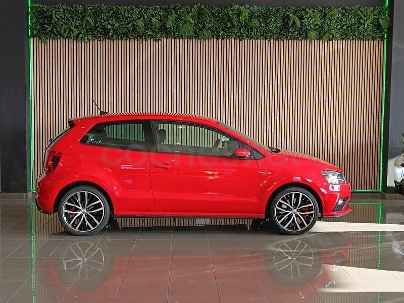 Usado VW Polo GTI 192 CV (141 kW) 2016 Rojo Berlina