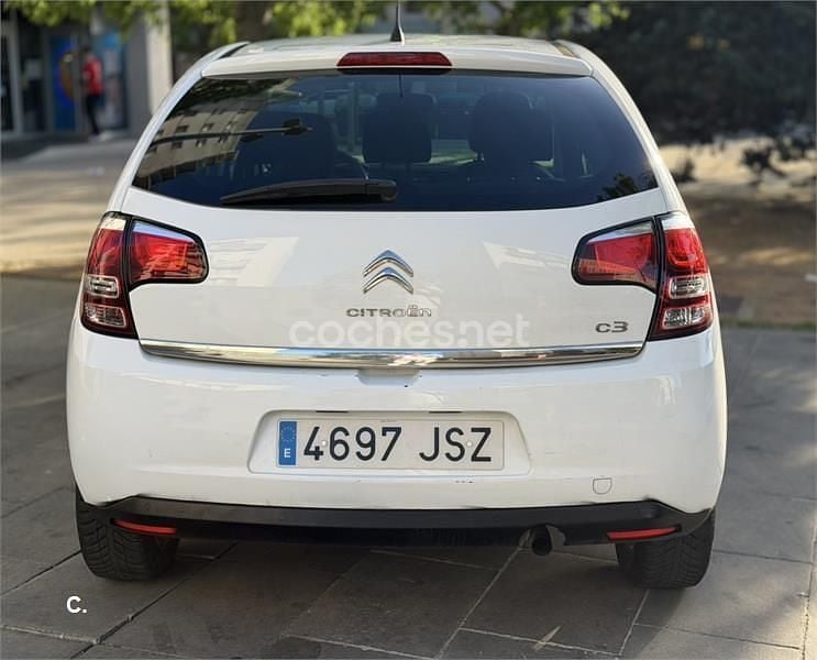 Käytetty Citroën C3 Feel 82 HP (60 kW) 2017 Valkoinen Sedan