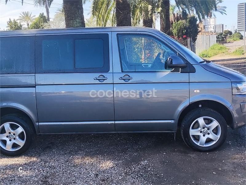 Usado VW Multivan Highline 180 CV (132 kW) 2013 Gris / plata Van