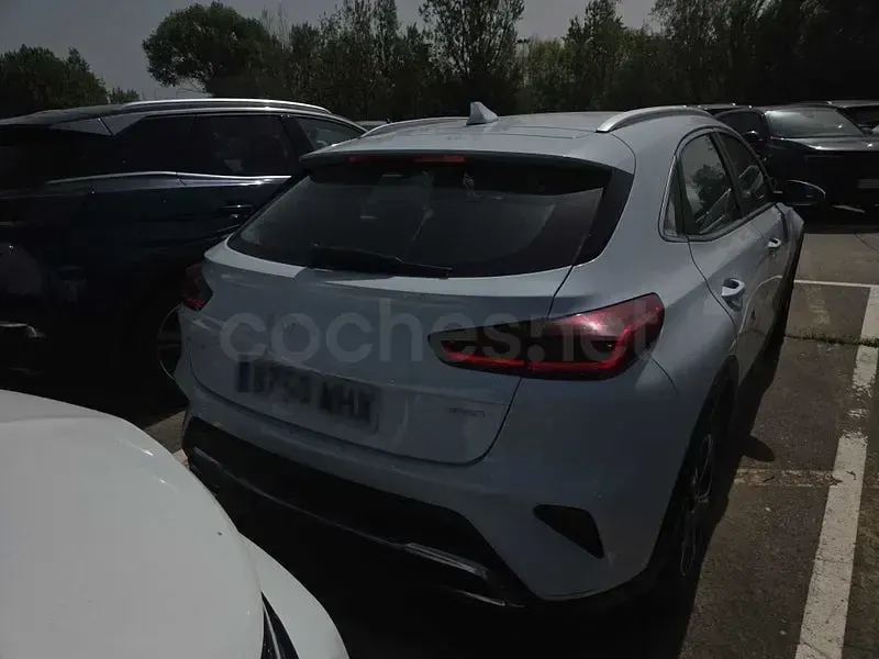 Usado Kia XCeed 141 CV (103 kW) 2023 Blanco SUV