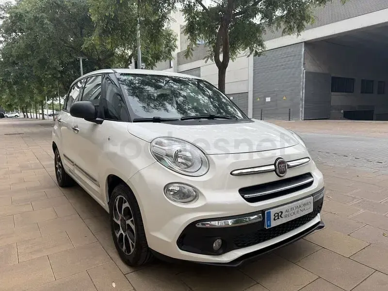 Usado Fiat 500L Lounge 95 CV (69 kW) 2019 Blanco Monovolumen