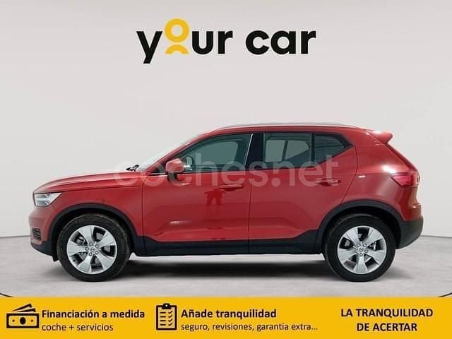 Usado Volvo XC40 Momentum 163 CV (119 kW) 2022 Rojo SUV