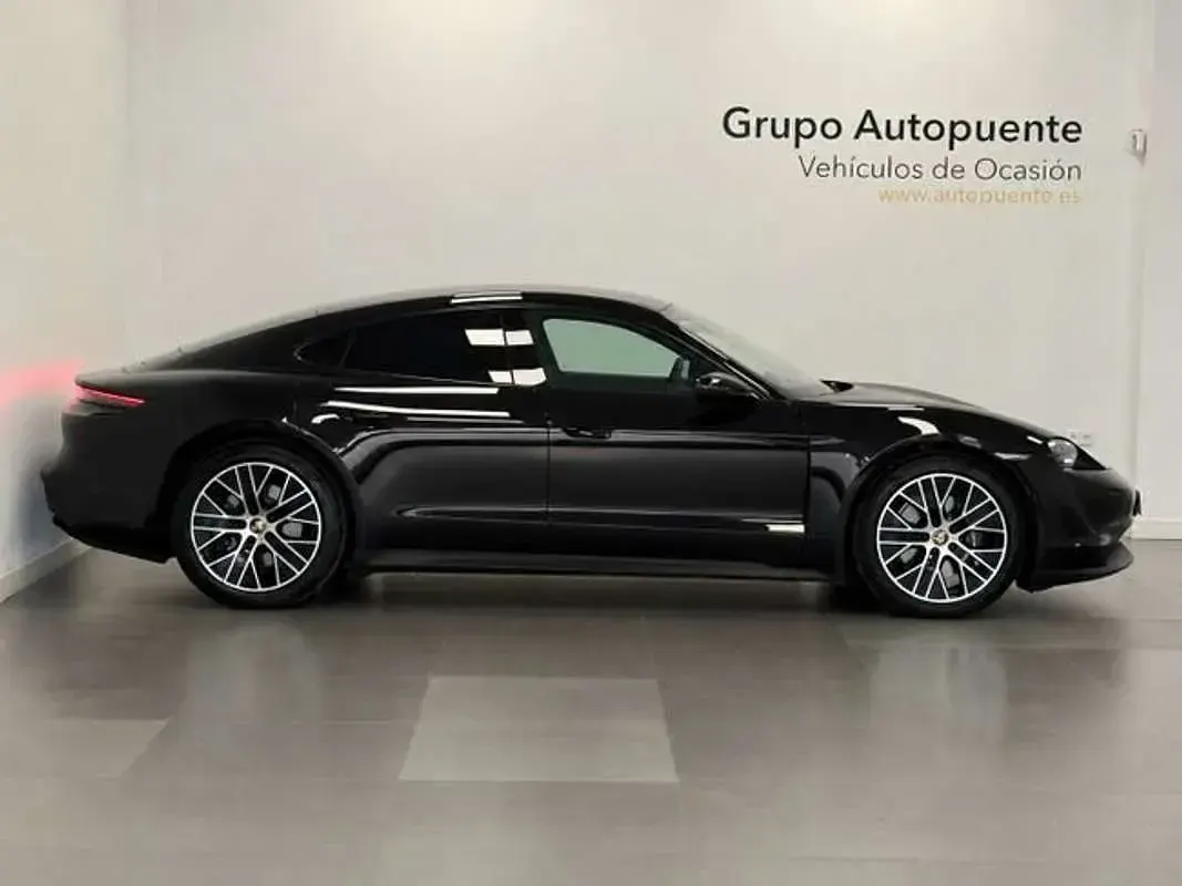Usado Porsche Taycan 300 kW (408 CV) 2022 Negro Berlina